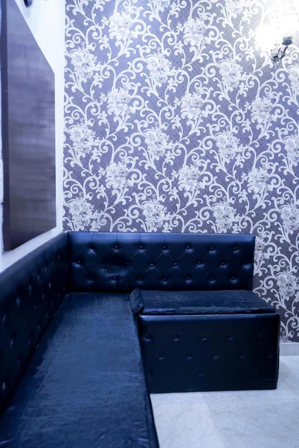 Hotel Tom - Jungpura Chruch Road Νέο Δελχί Εξωτερικό φωτογραφία